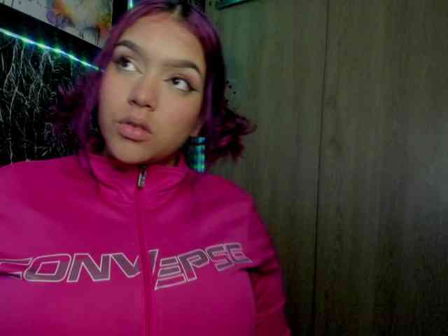 Bellotagirl webcam