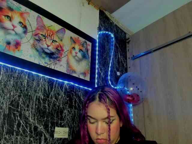 Bellotagirl webcam