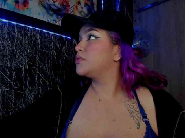 Bellotagirl webcam