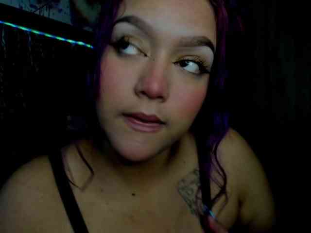 Bellotagirl webcam