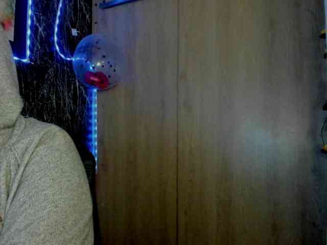 Bellotagirl webcam