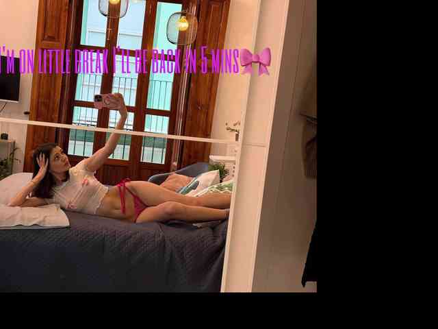 SunnyLeila webcam