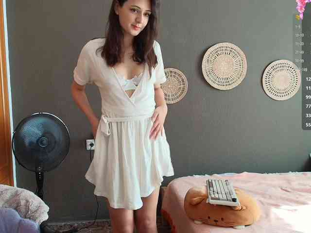 SunnyLeila webcam