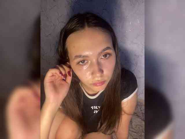 kiskamaaaaa webcam