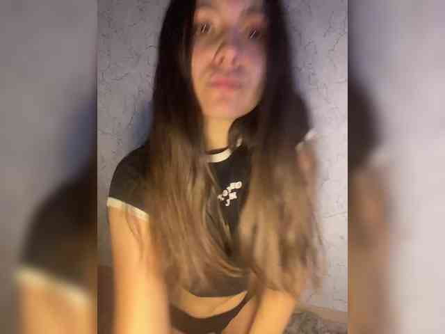 kiskamaaaaa webcam
