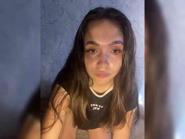 kiskamaaaaa webcam