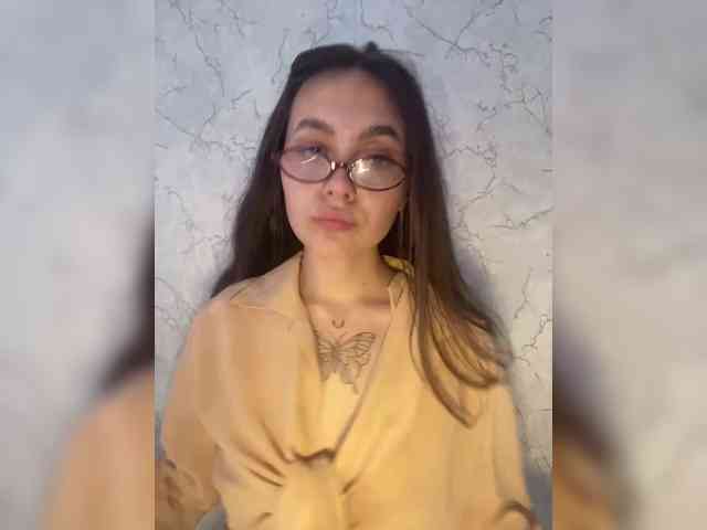 kiskamaaaaa webcam