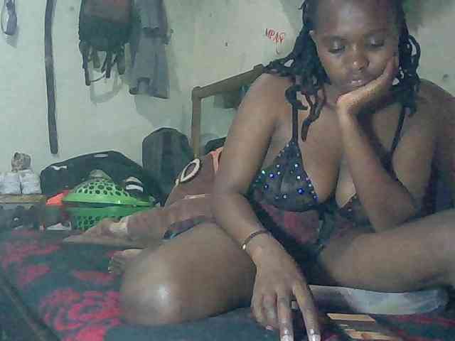luvlyshee webcam