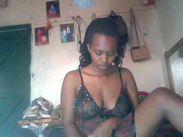 luvlyshee webcam