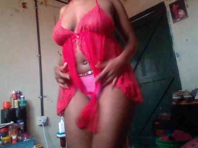 luvlyshee webcam
