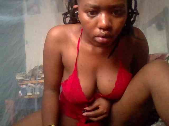 luvlyshee webcam