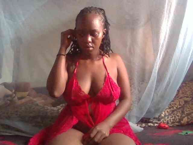 luvlyshee webcam