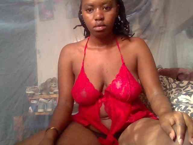 luvlyshee webcam