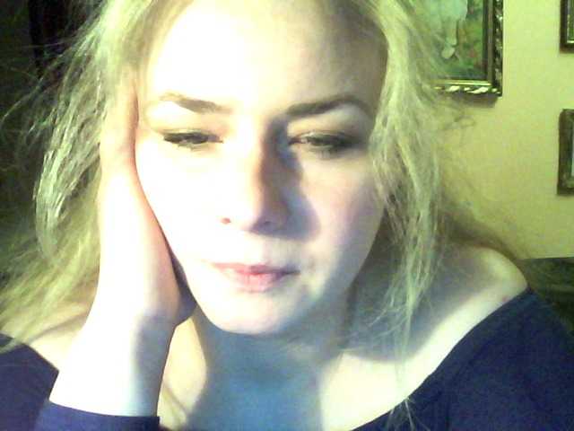 HollyLaPretty's BongaCams show and profile