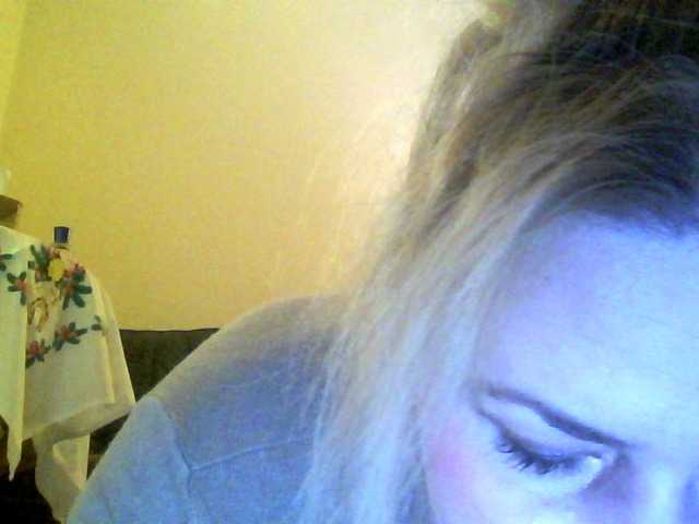 HollyLaPretty's BongaCams show and profile