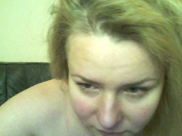 HollyLaPretty webcam