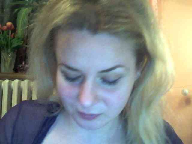 HollyLaPretty webcam