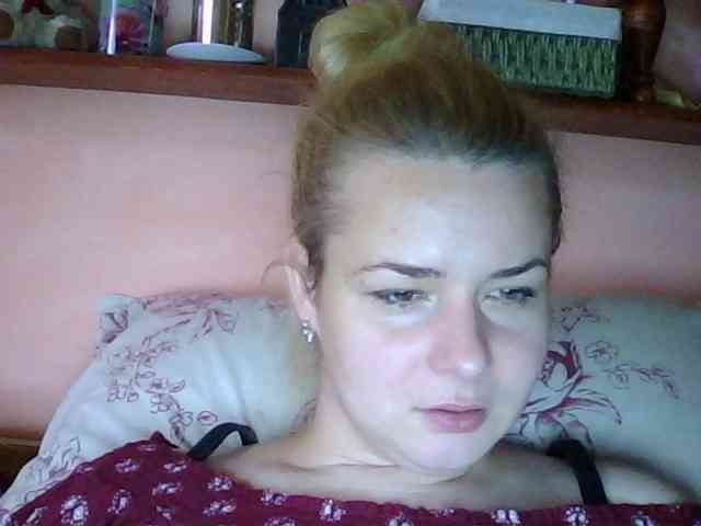 HollyLaPretty webcam