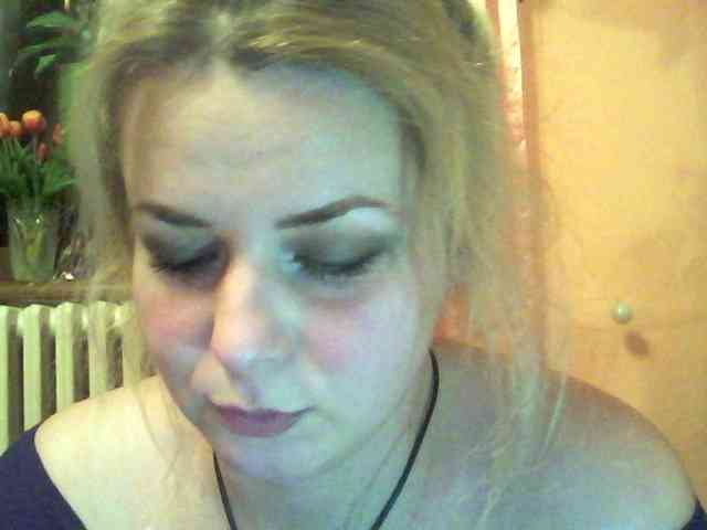 HollyLaPretty webcam