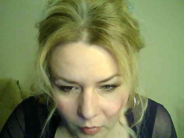 HollyLaPretty webcam