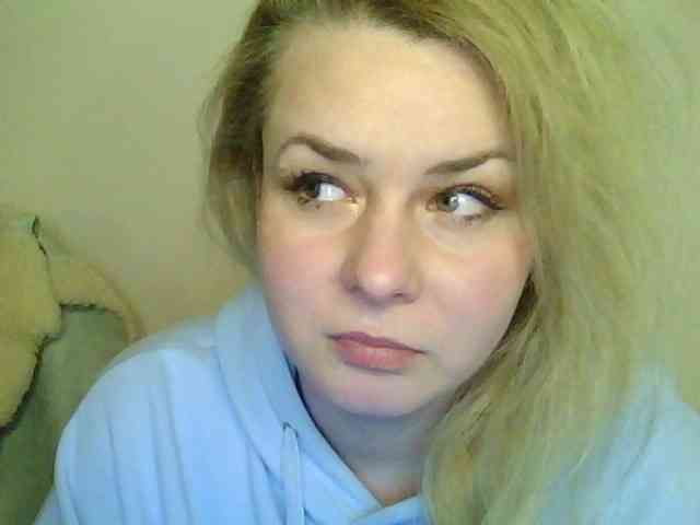 HollyLaPretty webcam