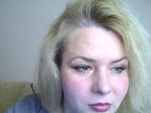 HollyLaPretty webcam