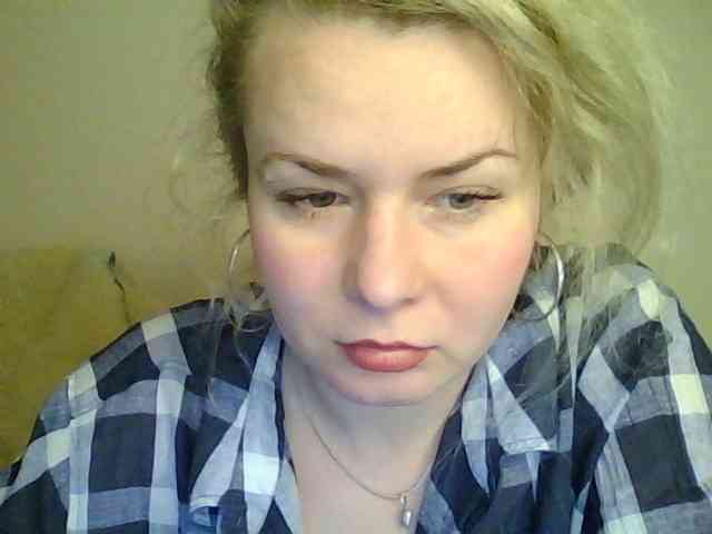 HollyLaPretty webcam