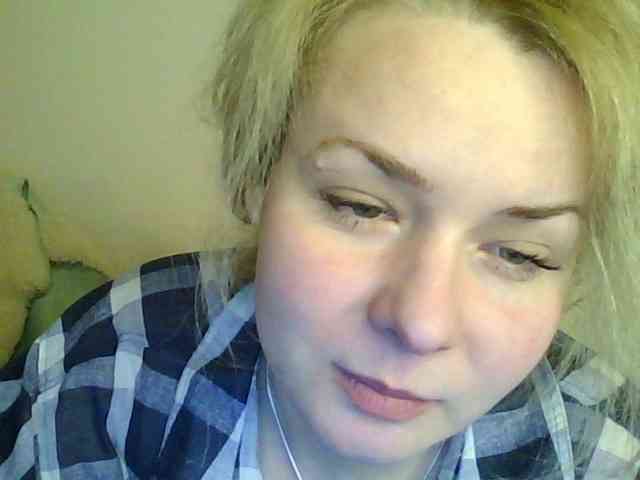 HollyLaPretty webcam