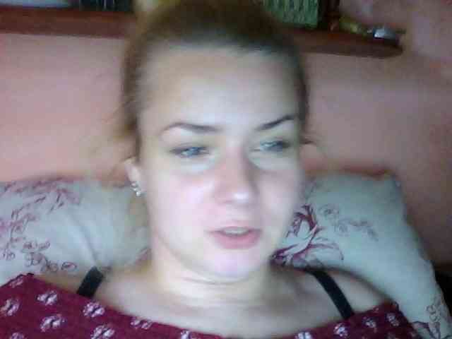 HollyLaPretty webcam
