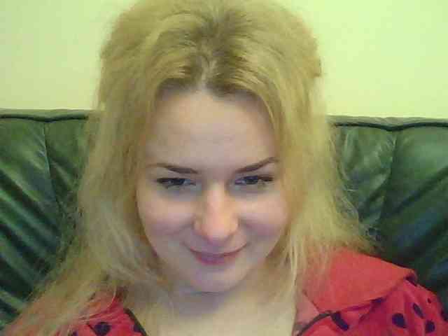 HollyLaPretty webcam