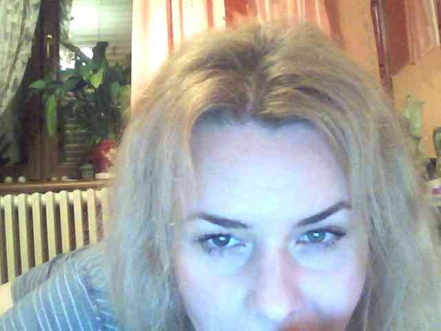 HollyLaPretty webcam