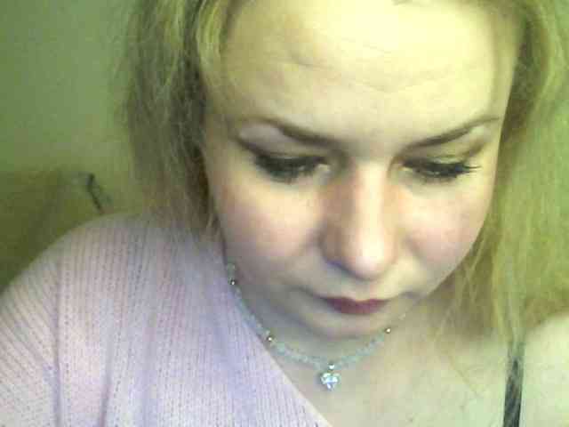 HollyLaPretty webcam