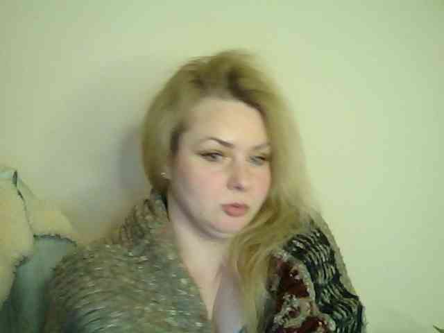 HollyLaPretty webcam