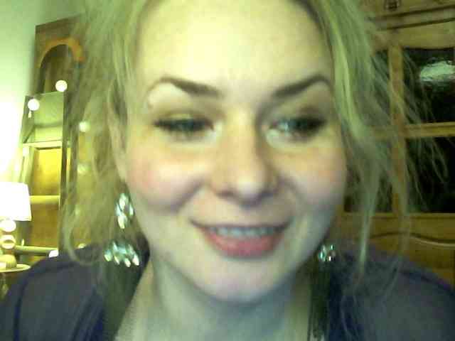 HollyLaPretty webcam