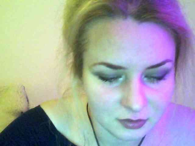 HollyLaPretty webcam