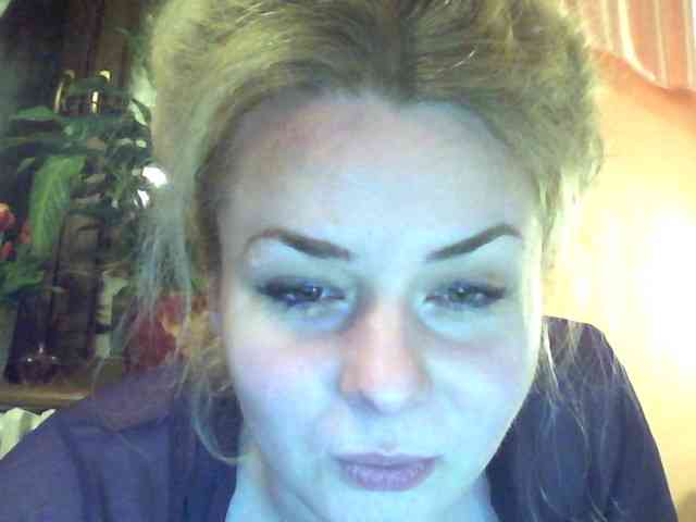 HollyLaPretty webcam