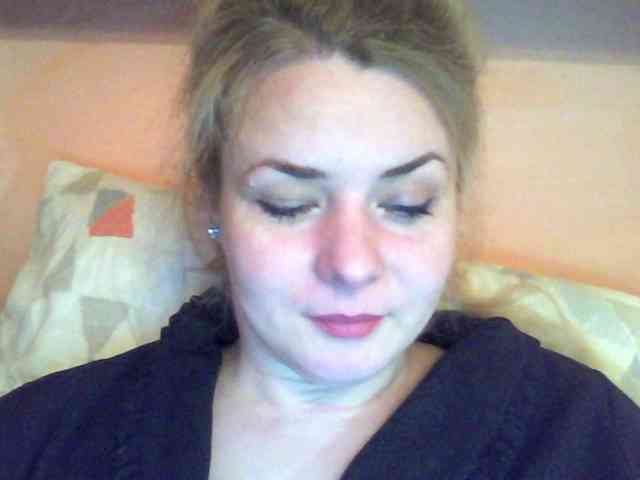 HollyLaPretty webcam