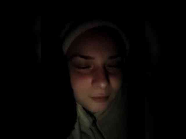 HollyLaPretty Live Webcam on BongaCams