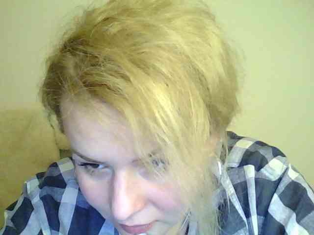 HollyLaPretty webcam