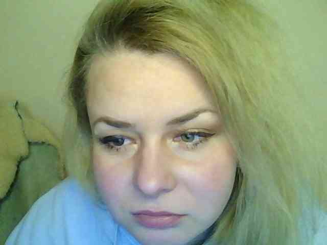 HollyLaPretty webcam