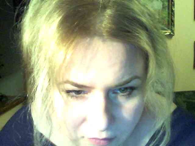 HollyLaPretty webcam