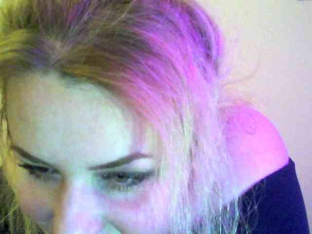 HollyLaPretty webcam