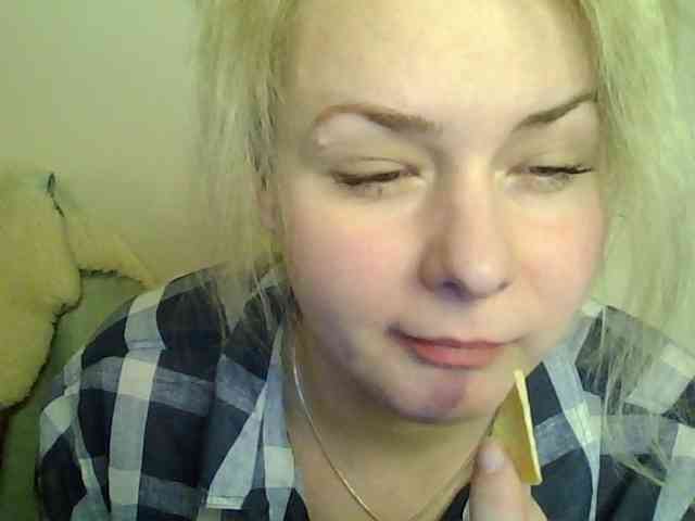 HollyLaPretty webcam