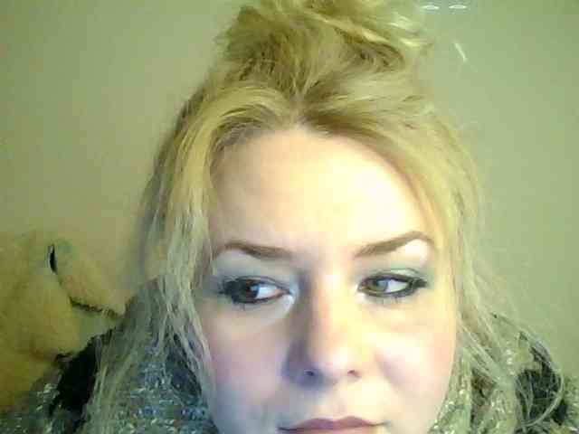 HollyLaPretty webcam