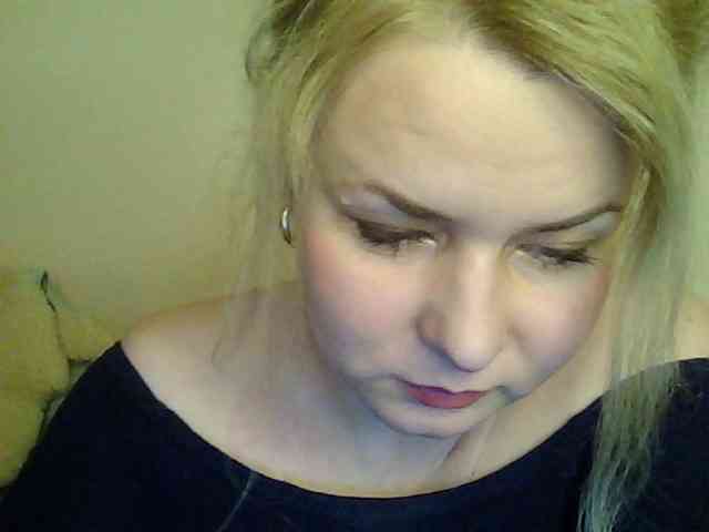 HollyLaPretty webcam