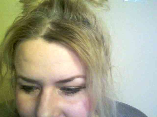 HollyLaPretty webcam