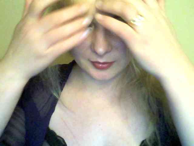 HollyLaPretty webcam