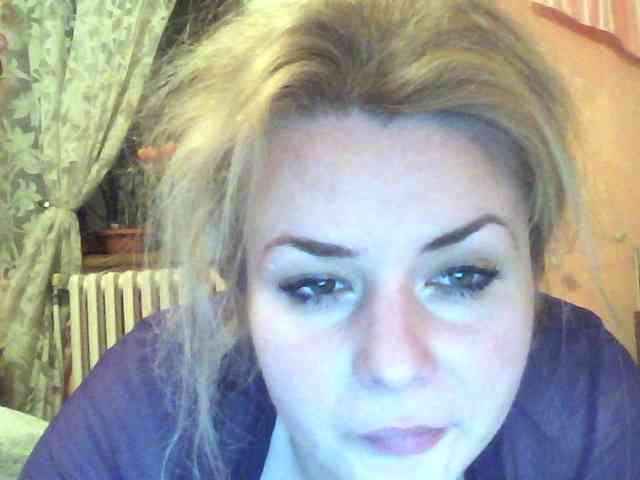 HollyLaPretty webcam