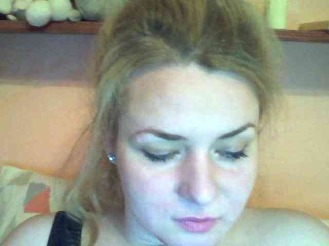 HollyLaPretty webcam