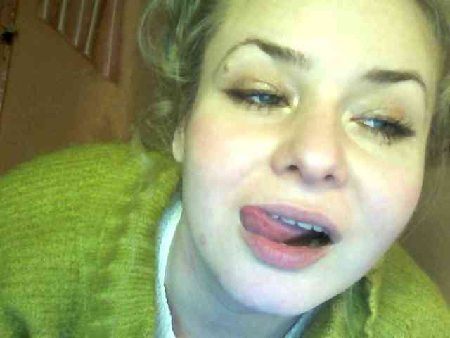 HollyLaPretty webcam